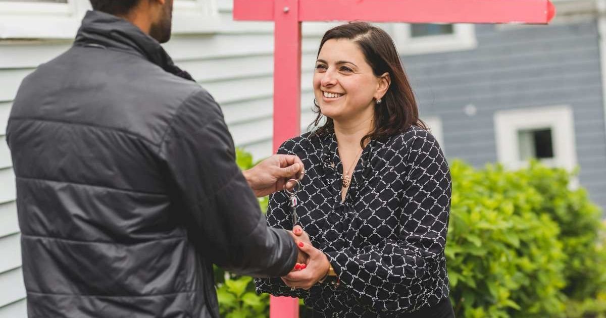 Teacher Wins $2.6 Million Home in Lottery, Ends Up with Just $6,600 Due to Loophole